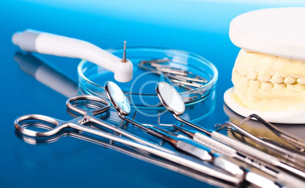 Evoluția stomatologiei: Care sunt tendințele actuale și ce ne rezervă viitorul?