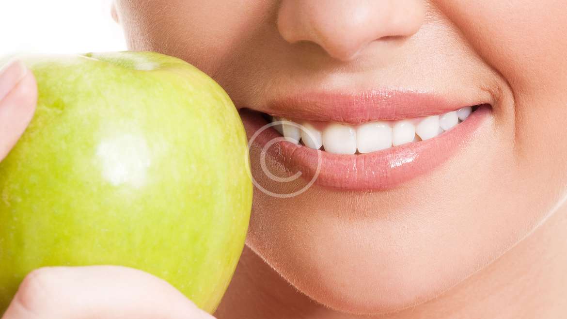 Salvați-vă zâmbetul cu ajutorul stomatologiei cosmetice