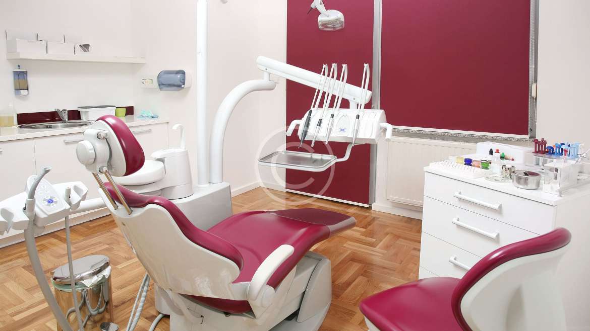 Aparate dentare vs aparate dentare invizibile – Care este diferența?